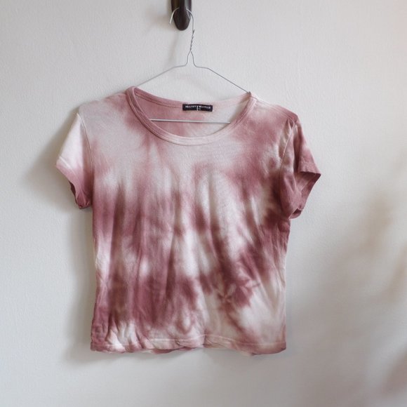 SOLD! Brandy Melville Crop Top MUST BUNDLE - Picture 1 of 6